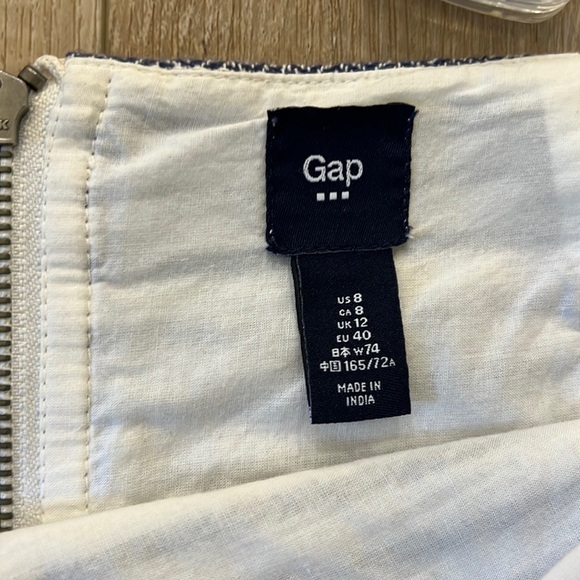Gap Striped Mini Skirt-Size 8 - Picture 4 of 6